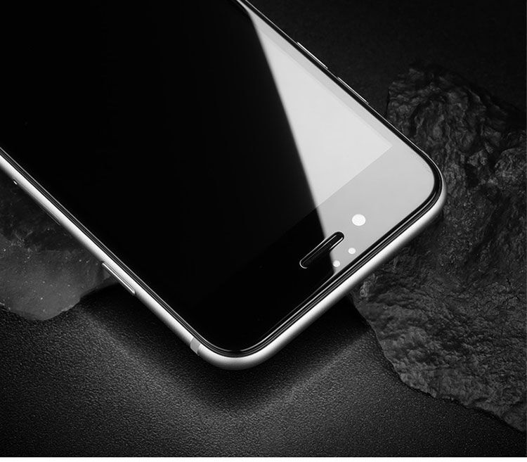 Moccolo sticla 2,5D temperată pentru iPhone 7 / 8 - negru Moccolo sticla 2,5D temperată pentru iPhone 7 / 8 - negru