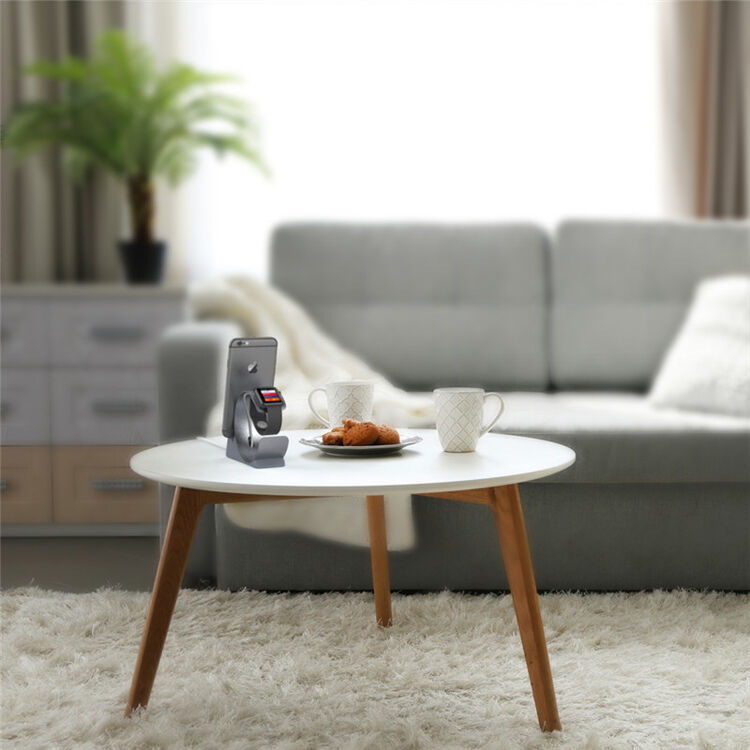 Stand elegant / stație de andocare din aluminiu pentru Apple Watch / iPhone - argintiu Stand elegant / stație de andocare din aluminiu pentru Apple Watch / iPhone - argintiu