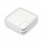 Husă de protecție perforată din silicon pentru adaptor de 60W / 61W - alb