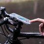 SP Connect Bike Bundle II suport și husă de bibicletă pentru iPhone 12 / 12 Pro - negru