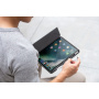 Carcasă UNIQ Moven cu suport origami și spațiu pentru Apple Pencil pentru iPad 10,9" (2022) / 11" (2025) - gri închis