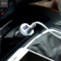 Încărcător auto HOCO, cu două porturi USB + conector lightning, pentru Apple iPhone / iPad / iPod - alb