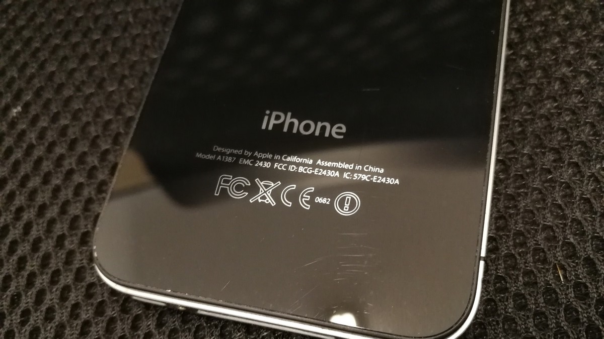 Cum afli numărul modelului Apple de pe orice dispozitiv